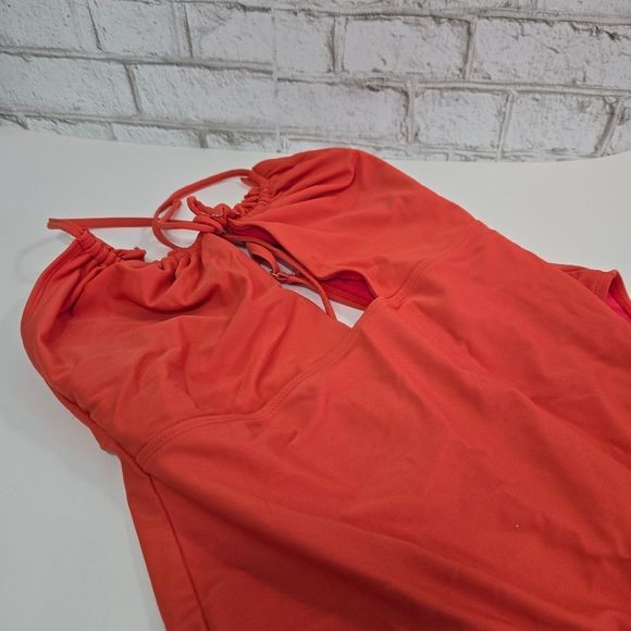 Shade and Short one piece halter swimsuit - Picture 10 of 16